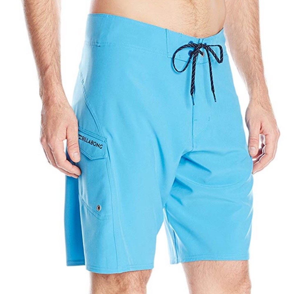 BILLABONG stretch board shorts